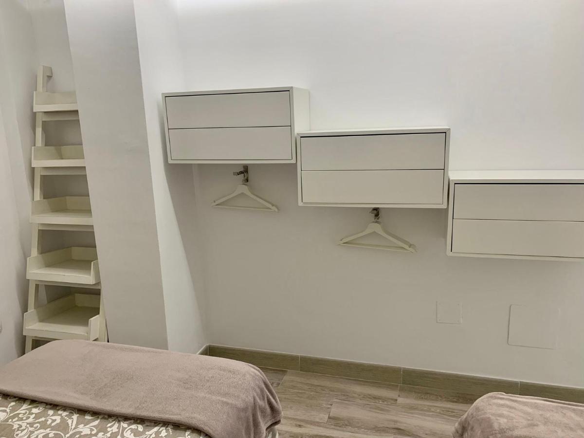 Apartment Paseo Aguadulce  Bagian luar foto