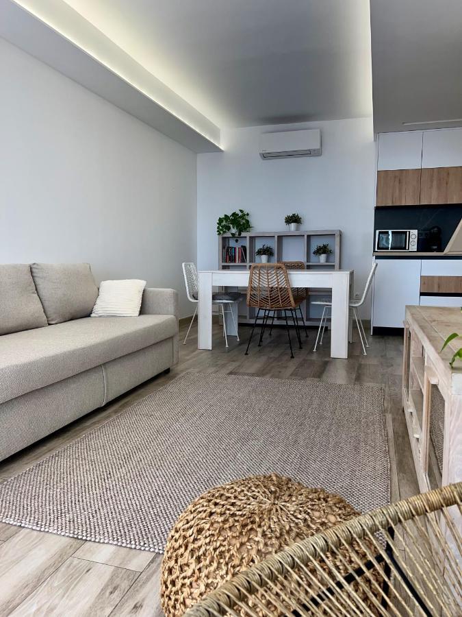Apartment Paseo Aguadulce  Bagian luar foto