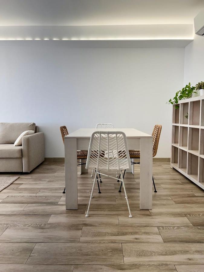 Apartment Paseo Aguadulce  Bagian luar foto