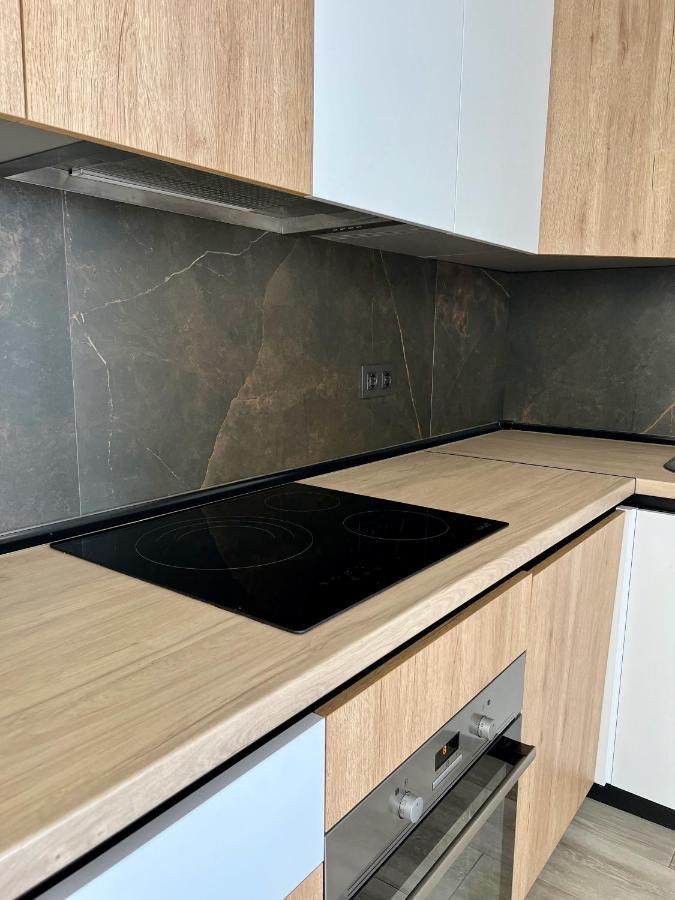 Apartment Paseo Aguadulce  Bagian luar foto